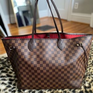 Authentic LOUIS VUITTON Neverfull GM Damier Print with wristlet